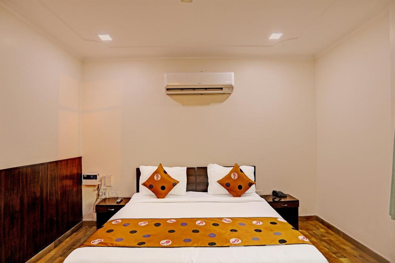 Hotel Grand Tushar - Ghaziabad Railway Station Extérieur photo